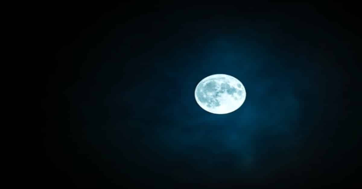 Full Moon Lessons For Kids [Fun Moon Activities for Learning]